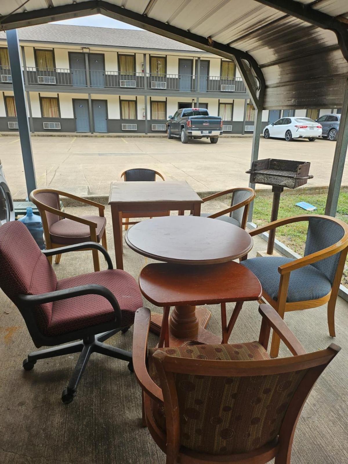 Regency Inn Jewett Exteriör bild